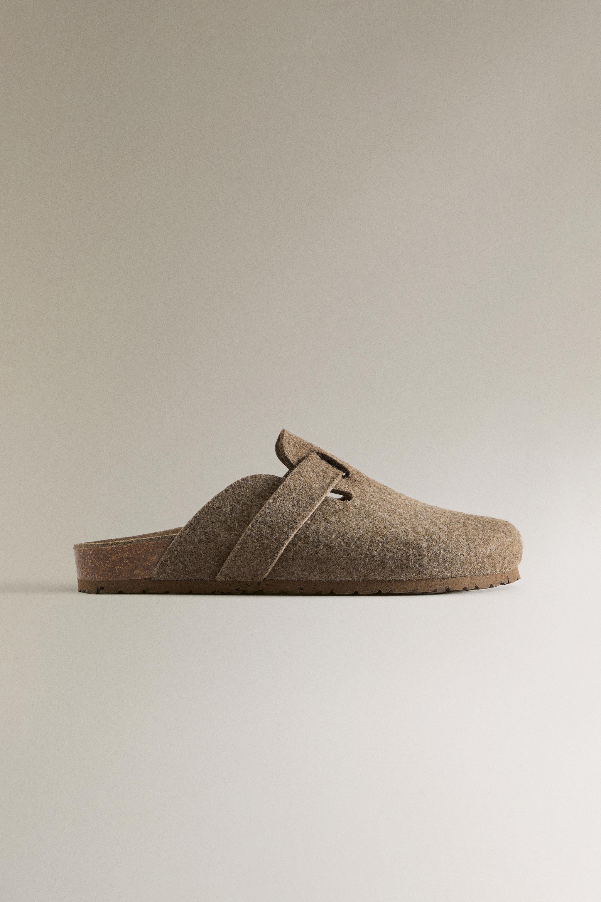 FELT CLOGS WITH STRAP